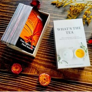 What's The Tea? Relationships Oracle Cards